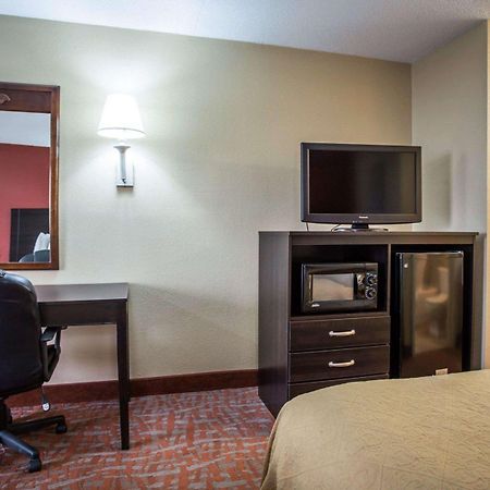 Quality Inn & Suites مونرو المظهر الخارجي الصورة