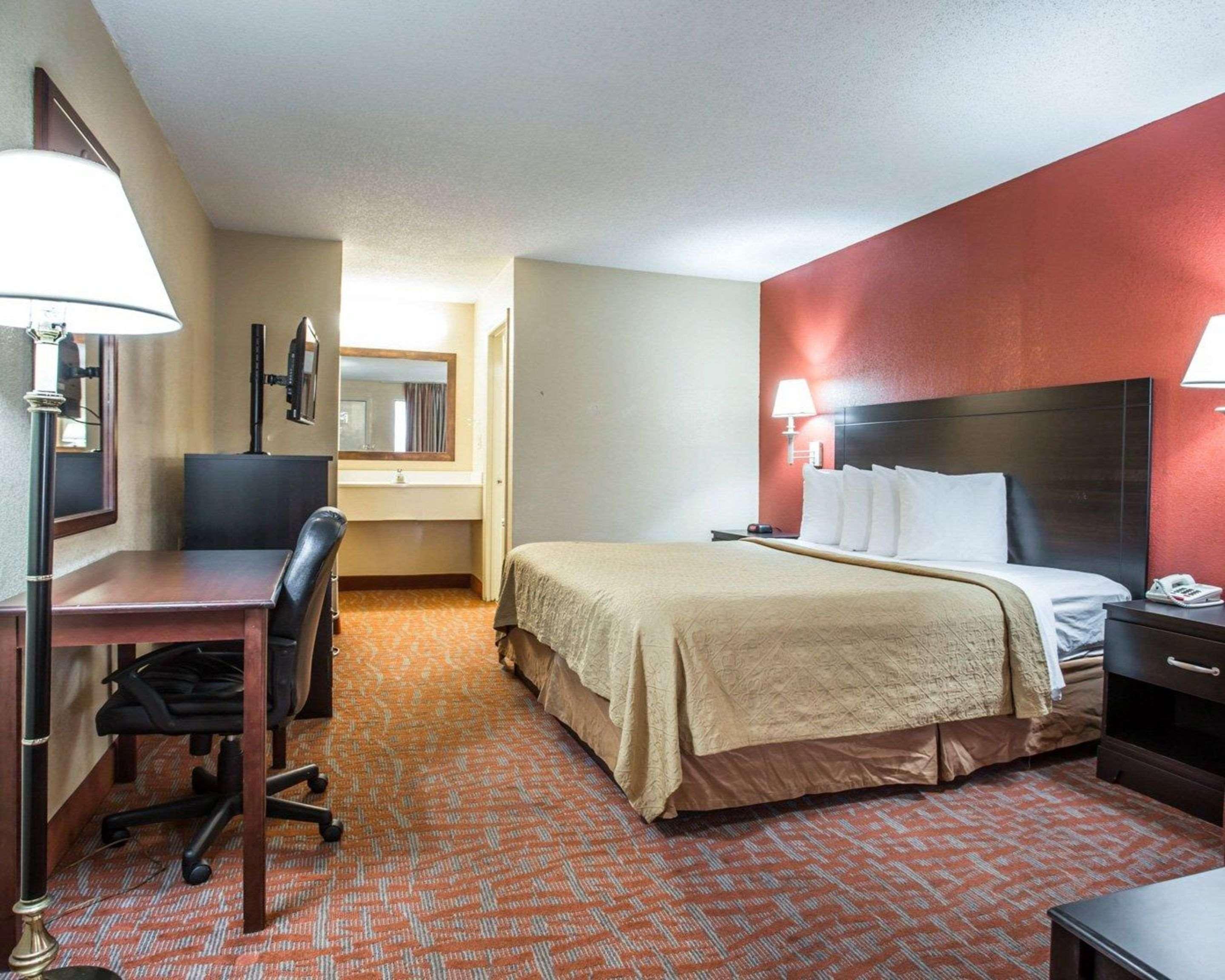 Quality Inn & Suites مونرو المظهر الخارجي الصورة