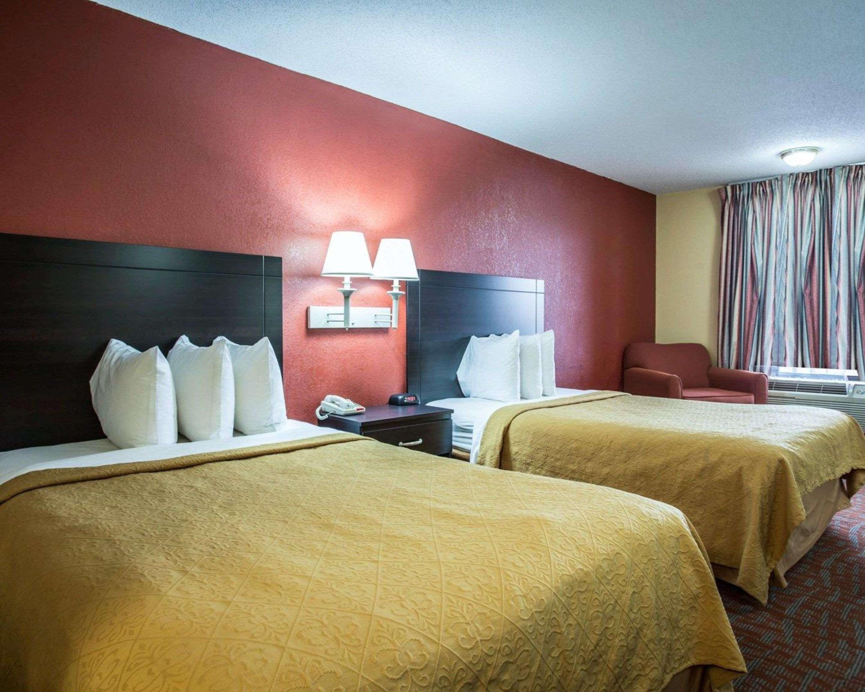 Quality Inn & Suites مونرو المظهر الخارجي الصورة