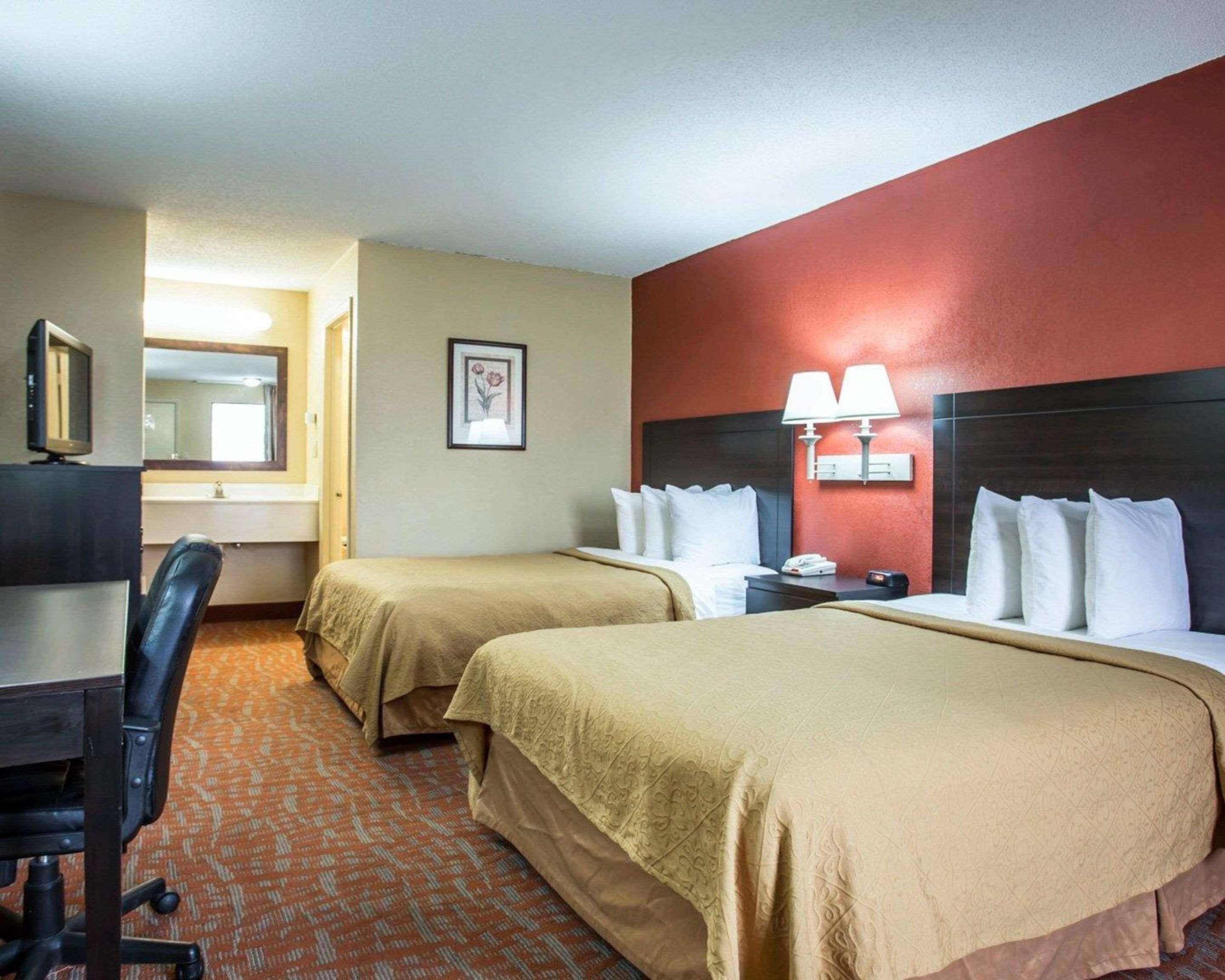 Quality Inn & Suites مونرو المظهر الخارجي الصورة
