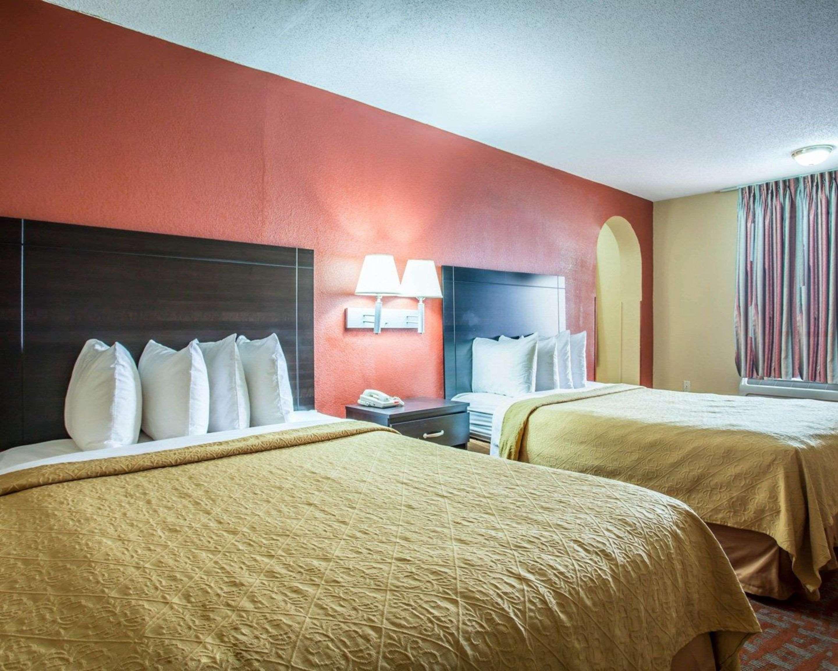 Quality Inn & Suites مونرو المظهر الخارجي الصورة