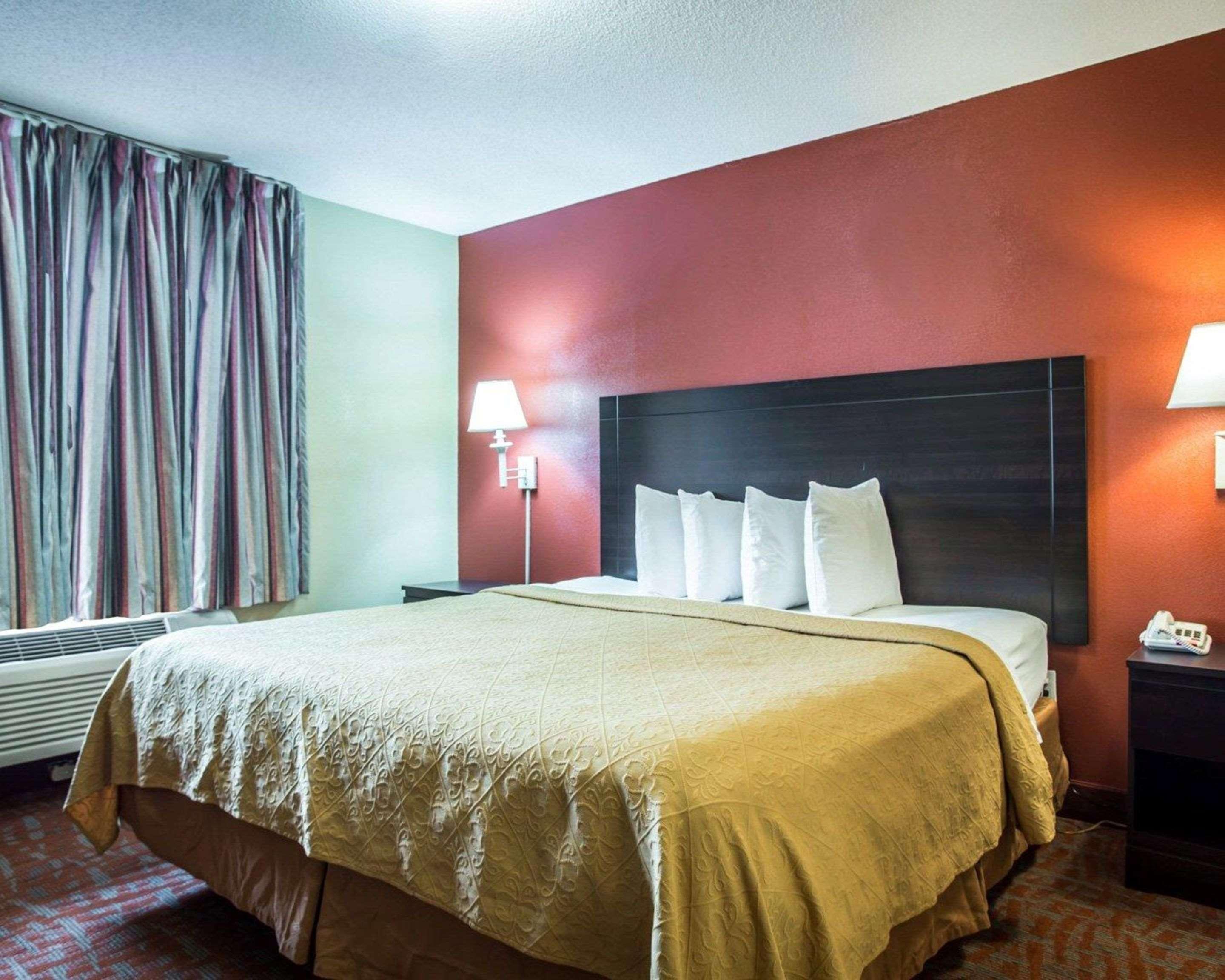 Quality Inn & Suites مونرو المظهر الخارجي الصورة